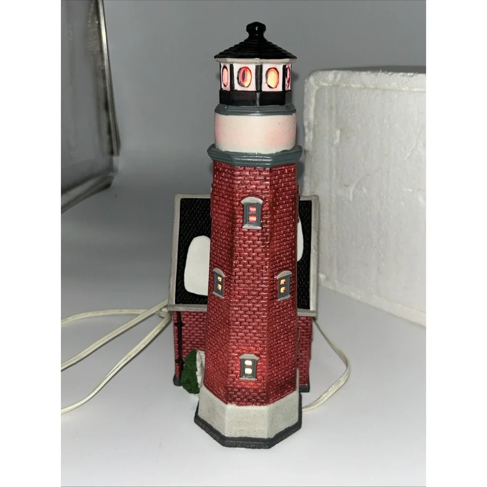 Lemax 1997 Rocky Point Lighthouse Plymouth Corners #75245 Twin Bulbs 1 Flashing